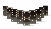 Jouer aux Dominos